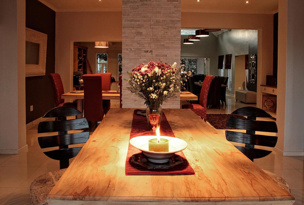 Village Boutique Hotel โอชิวารองโก ภายนอก รูปภาพ