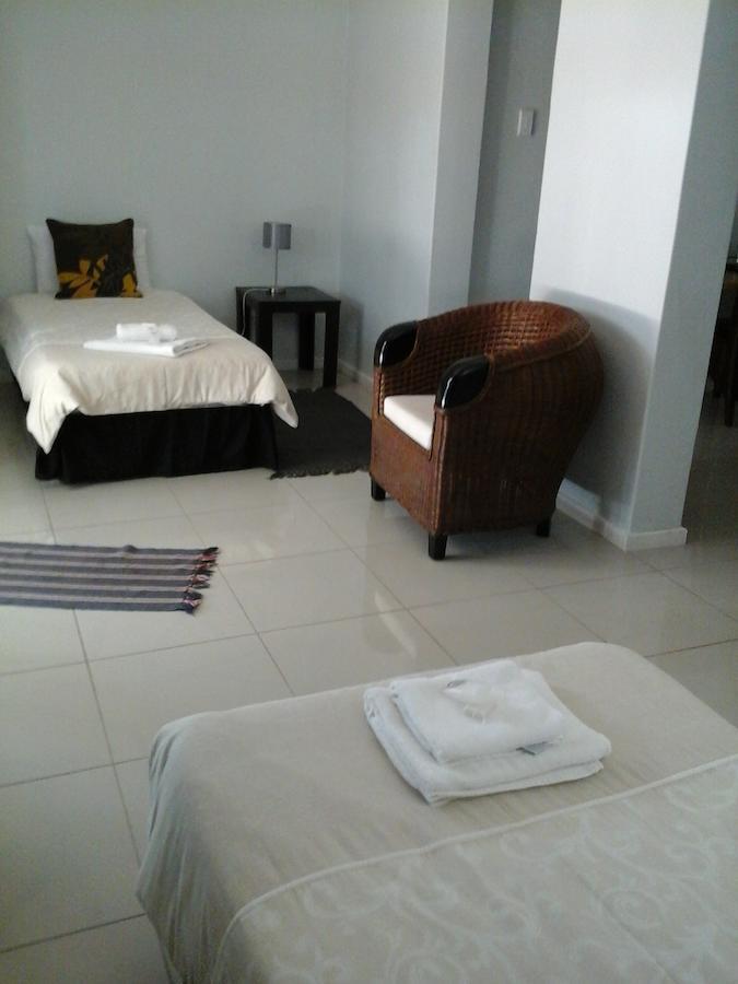 Village Boutique Hotel โอชิวารองโก ห้อง รูปภาพ